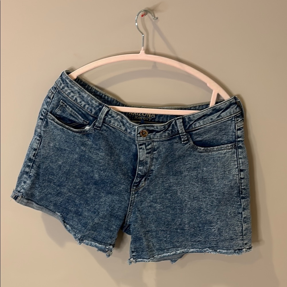 Arizona Jean Company Women's Blue Denim Shorts